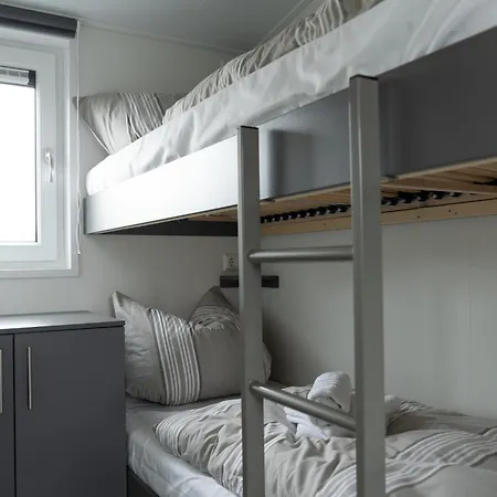 Bis Sechs Personen Ohne Hund * Norden